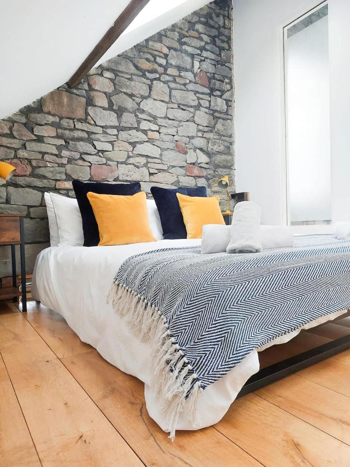 Converted Factory Loft Apartment Bristol Eksteriør billede